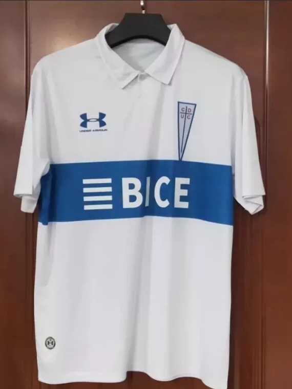 CAMISETA LOCAL UNIVERSIDAD CATLICA 2023